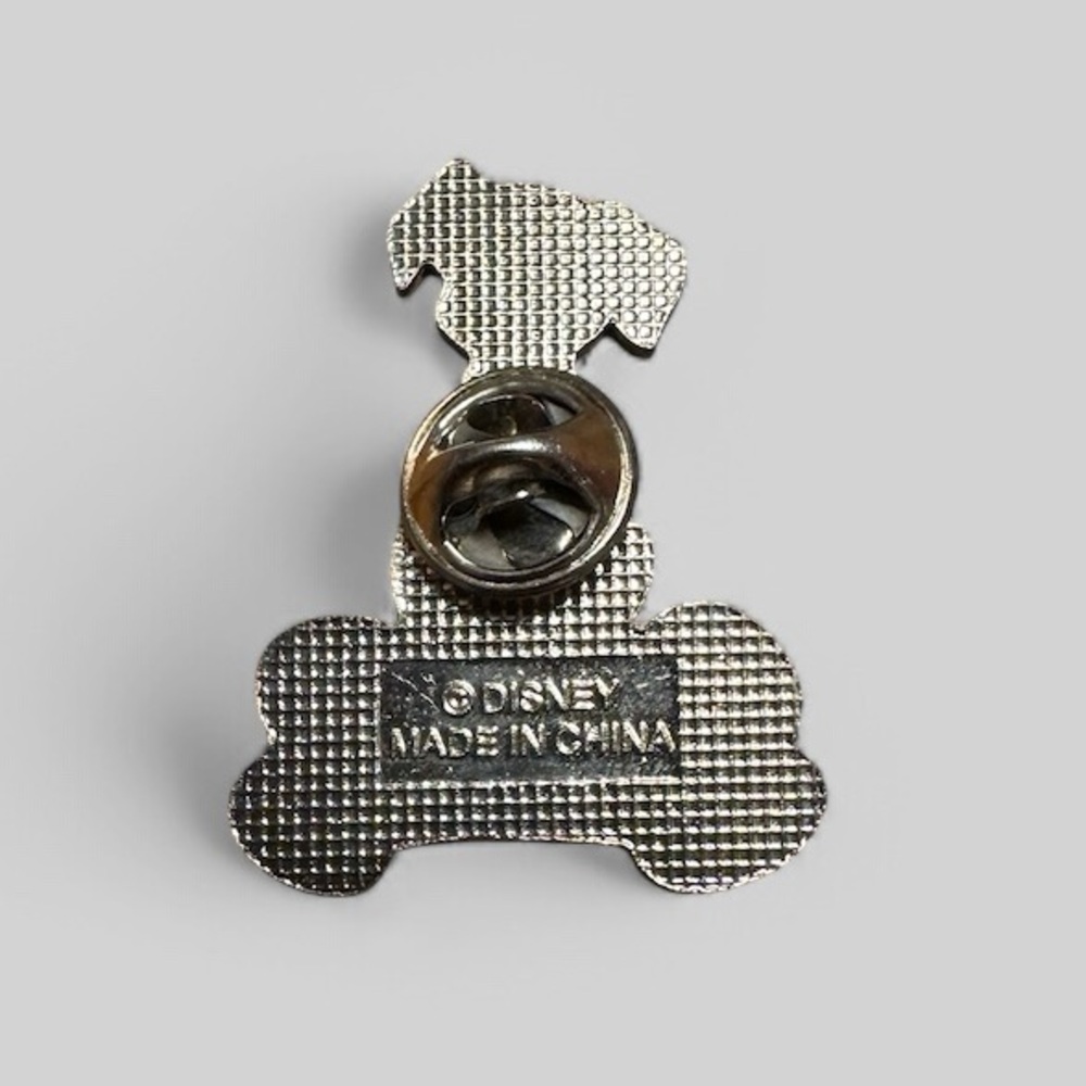 Disney 102 Dalmatians Dog Pin - Picture 2 of 3
